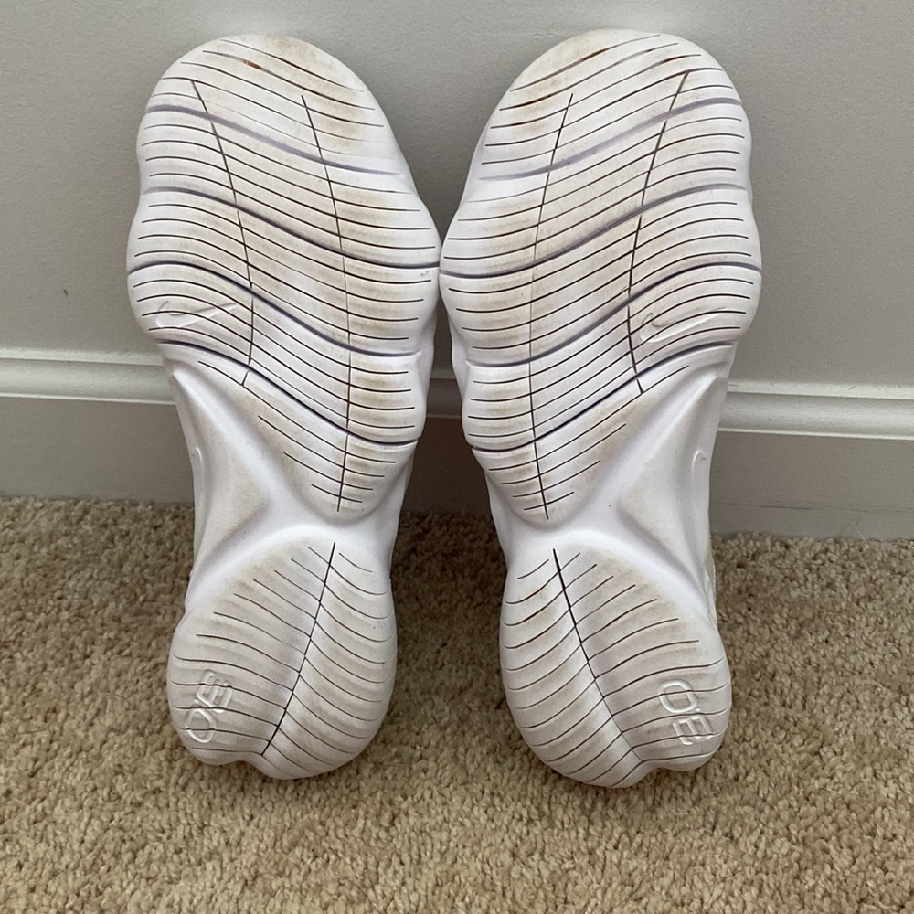 Nike Free - Picture 2 of 5
